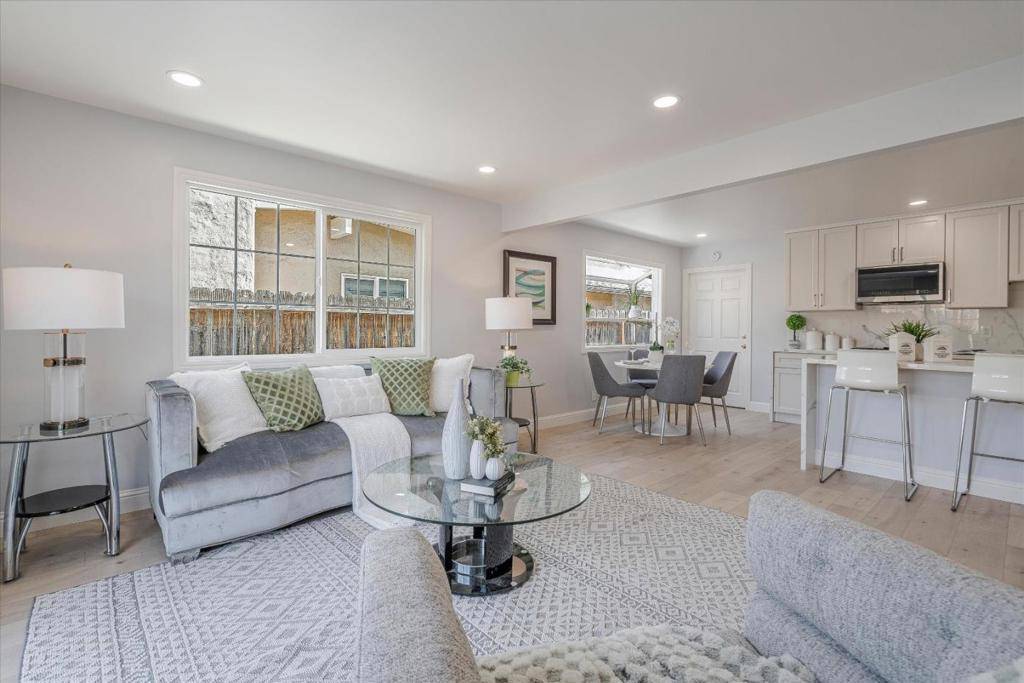 Fremont, CA 94538,43294 Newport DR