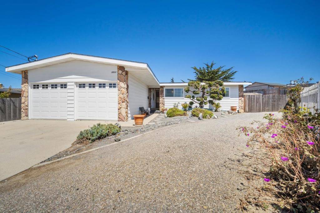 Marina, CA 93933,3060 Eddy CIR