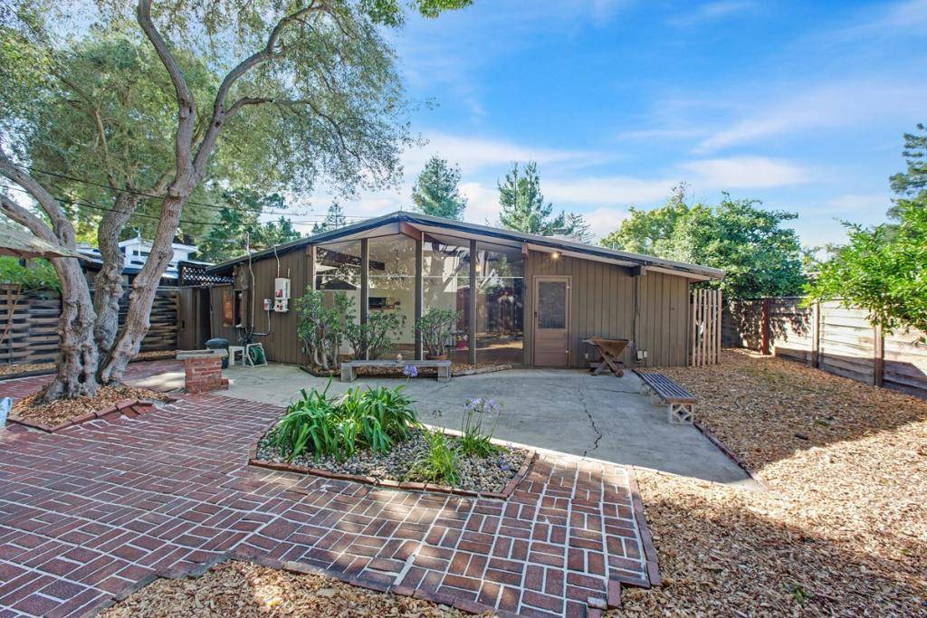 Palo Alto, CA 94306,441 Carolina LN