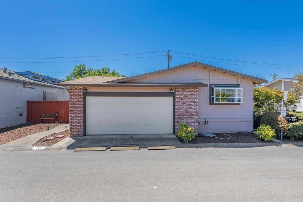 Sunnyvale, CA 94089,1225 Vienna Drive