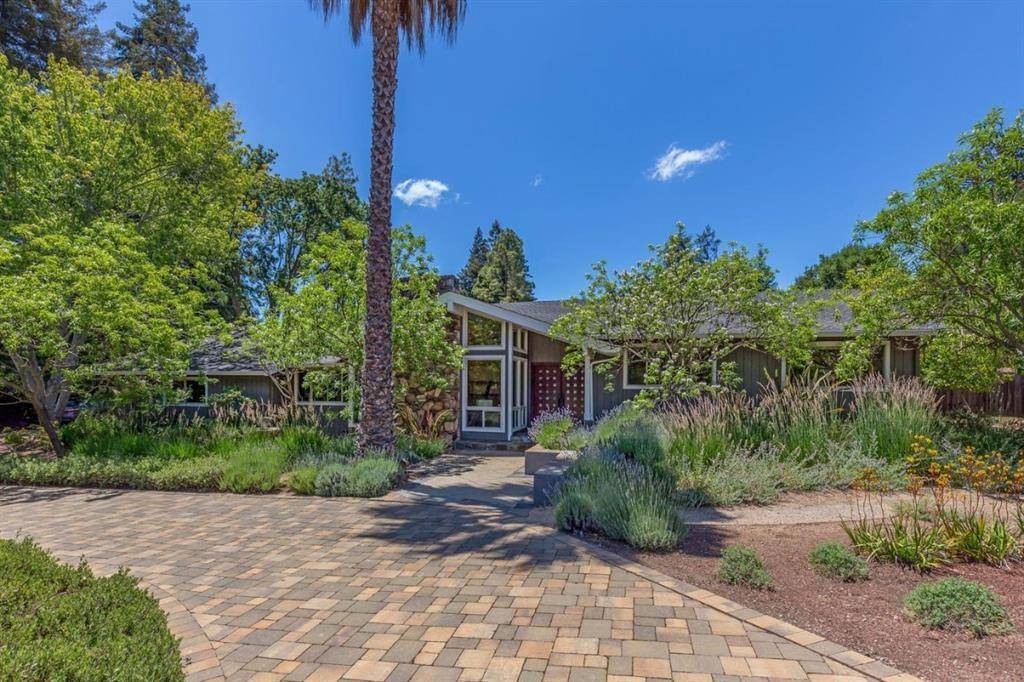 Los Altos Hills, CA 94022,26636 Altamont