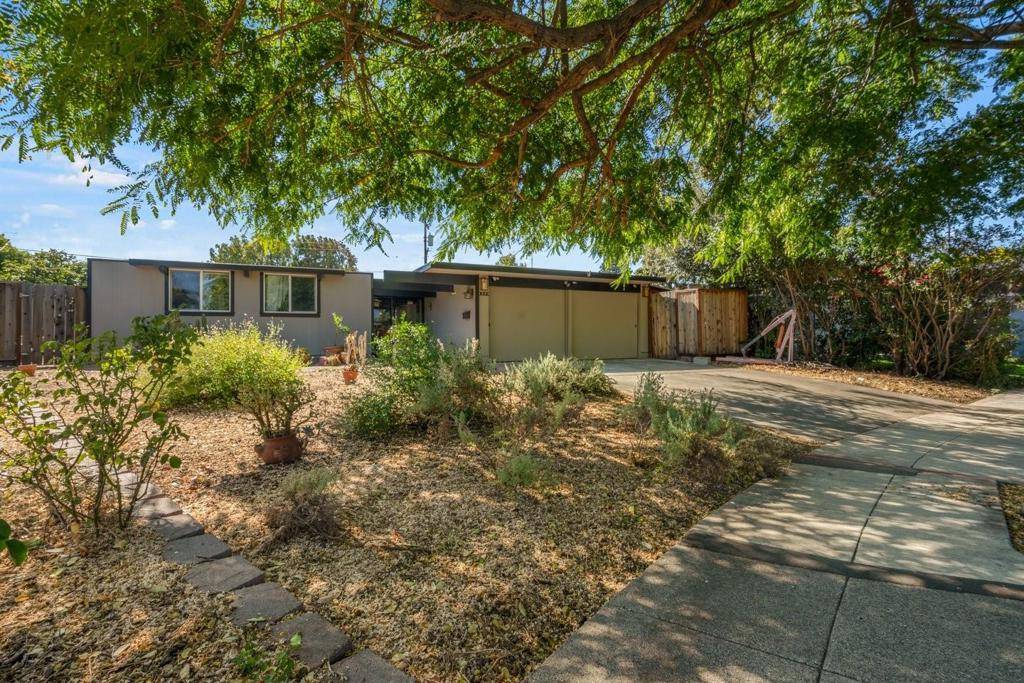 Sunnyvale, CA 94087,1493 Flicker WAY