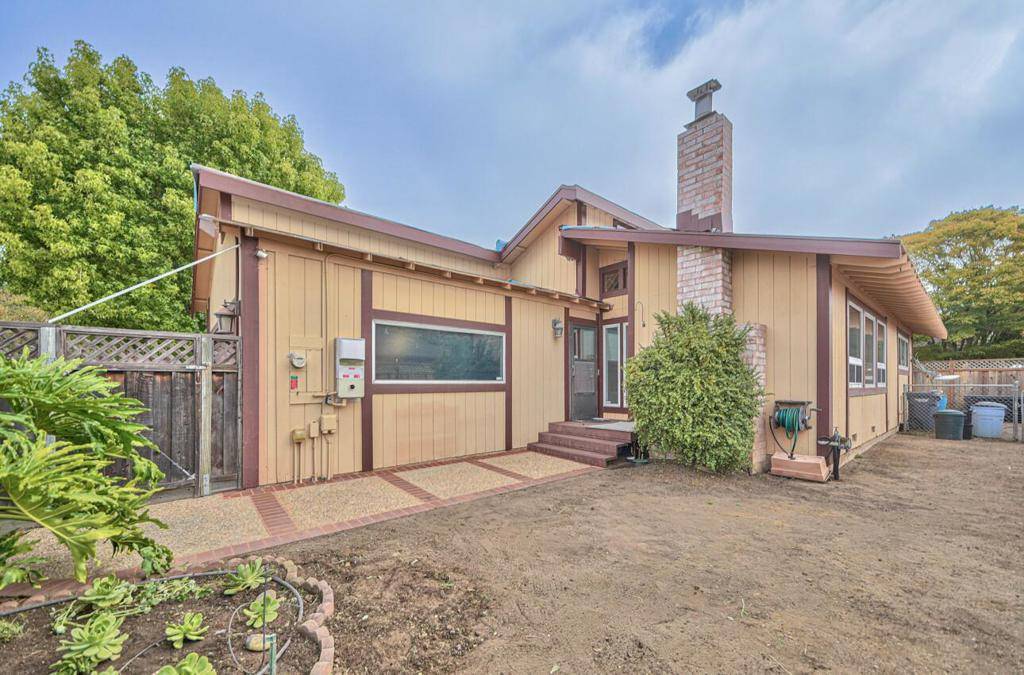 Santa Cruz, CA 95062,2254 Juan Pablo LN