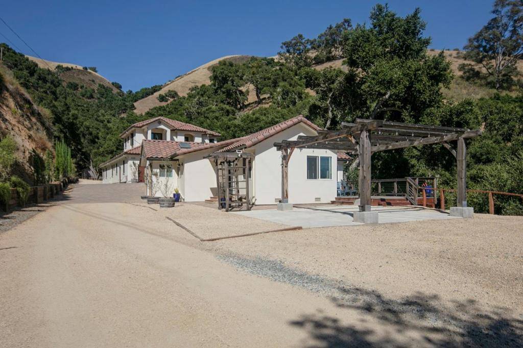 Carmel Valley, CA 93924,599 Country Club Heights DR