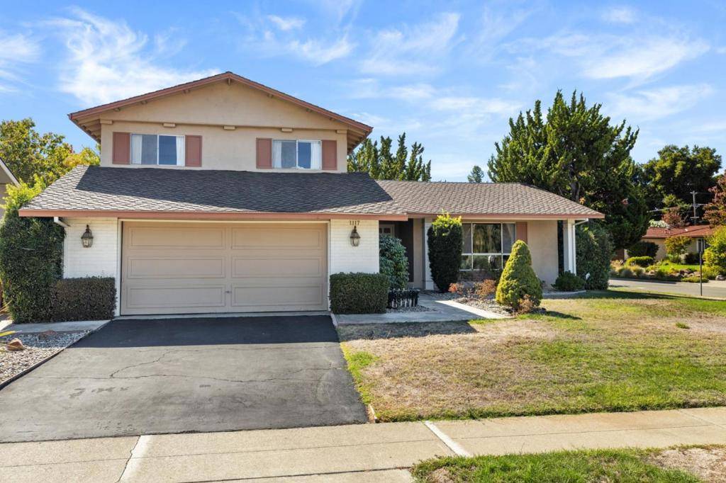 Cupertino, CA 95014,1117 Yorkshire DR