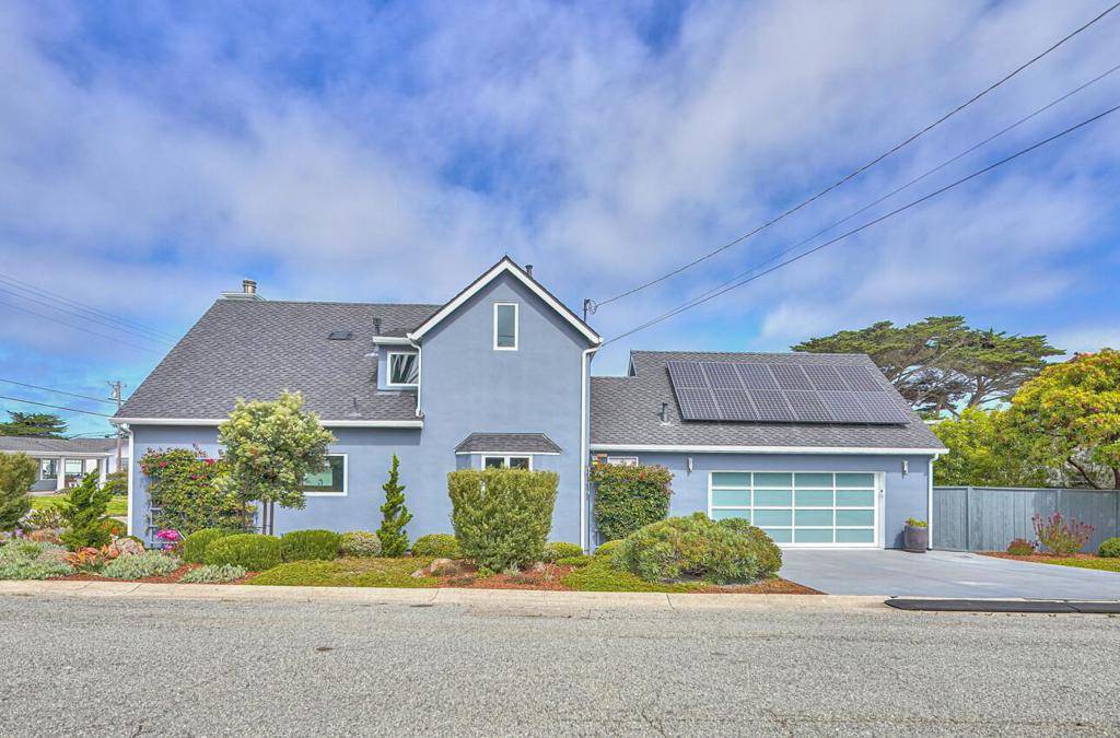 Pacific Grove, CA 93950,39 Coral ST