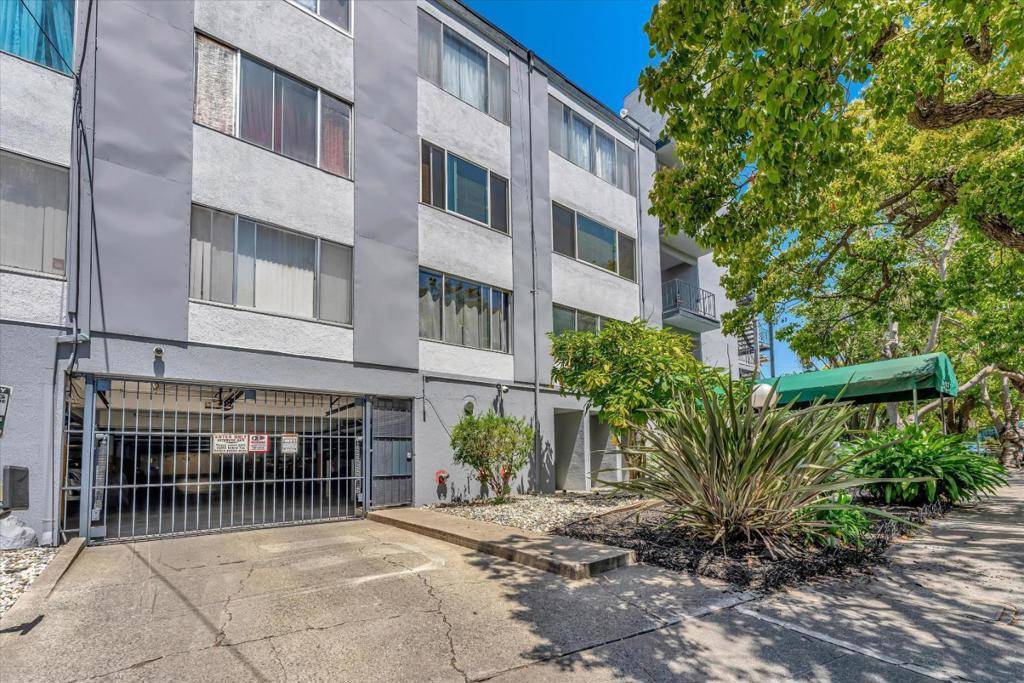 Oakland, CA 94610,455 Crescent ST #301