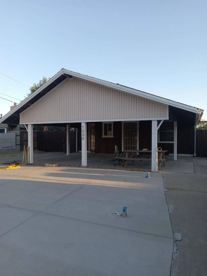 Sacramento, CA 95815,1030 Las Palmas AVE