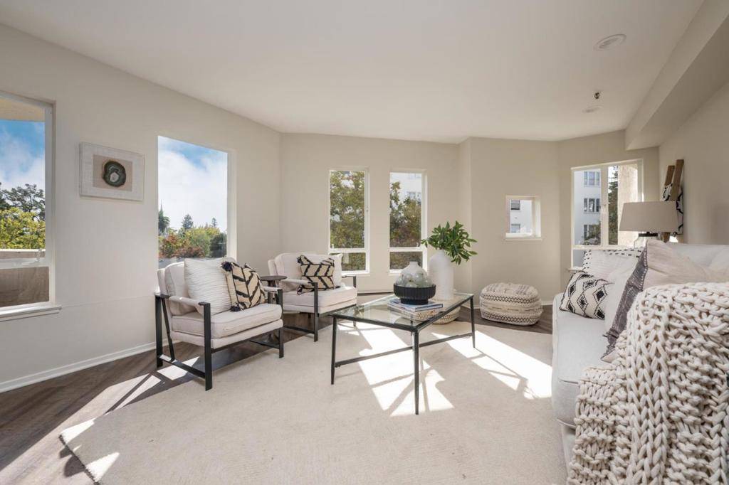 Palo Alto, CA 94301,365 Forest AVE #4D