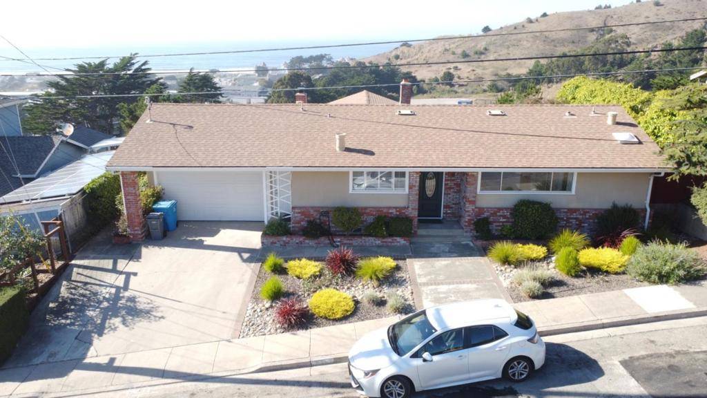 Pacifica, CA 94044,696 Corona DR