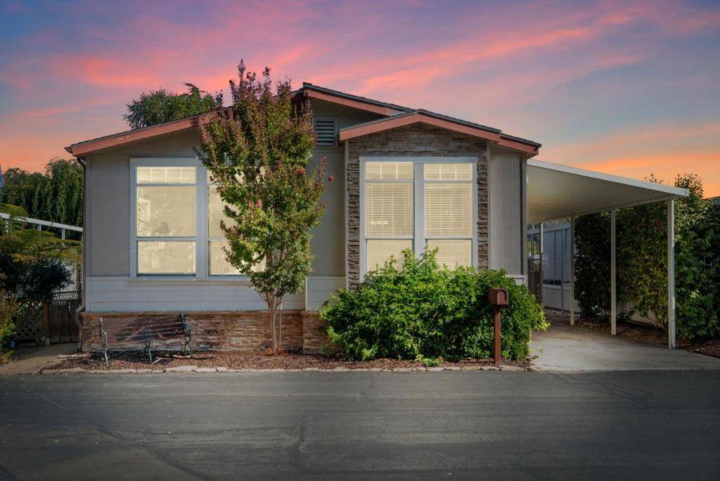 Scotts Valley, CA 95066,444 Whispering Pines DR