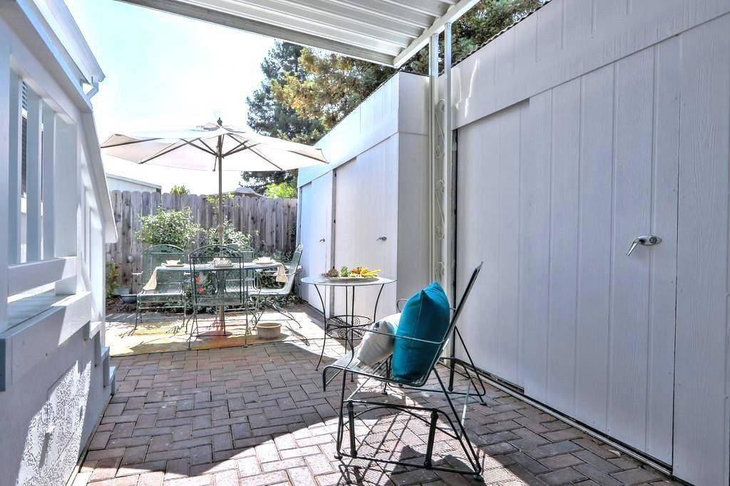 Sunnyvale, CA 94089,1220 Vienna DR