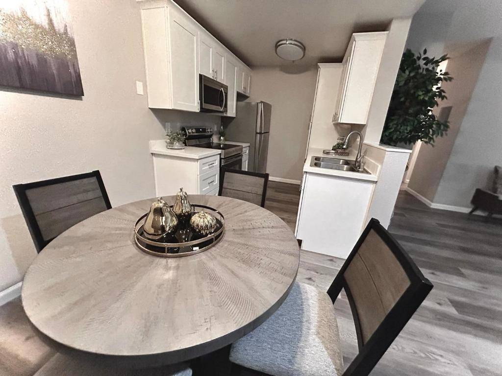 Fremont, CA 94536,37478 Parish CIR #19B