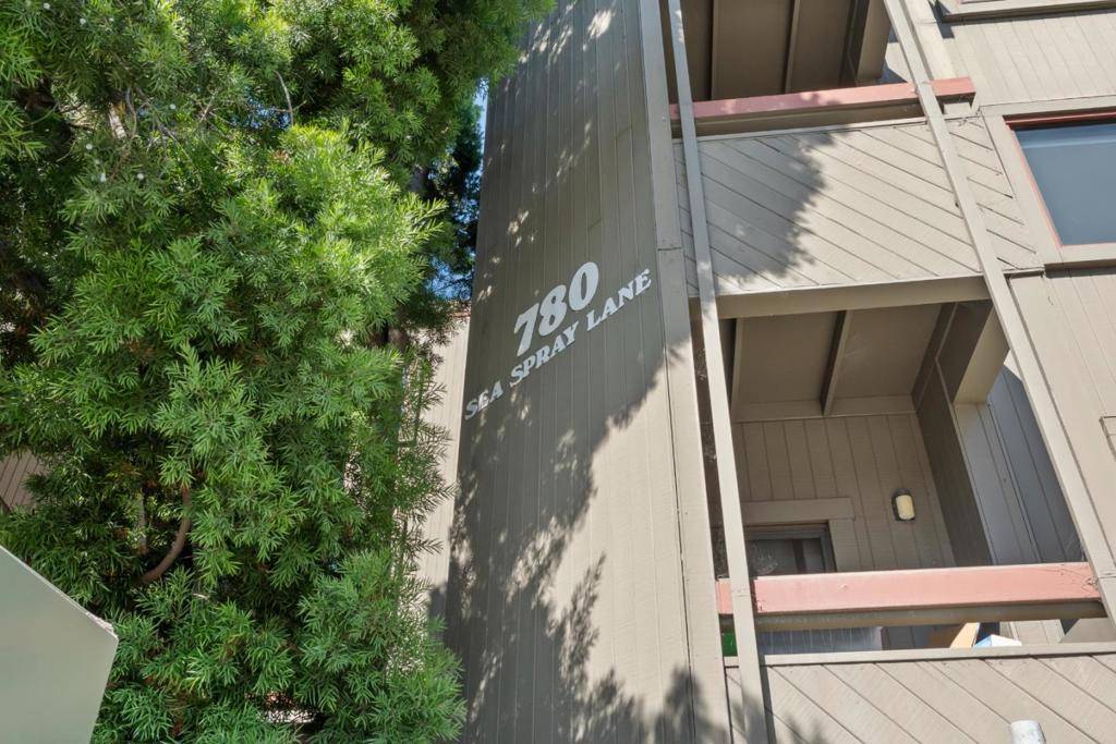 Foster City, CA 94404,780 Sea Spray LN #208