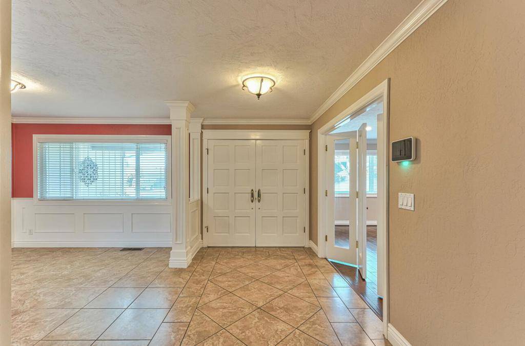 Salinas, CA 93901,305 La Jolla CIR