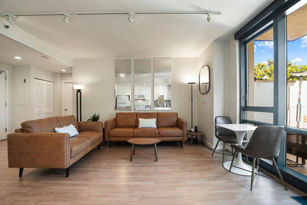 San Francisco, CA 94107,260 King ST #483