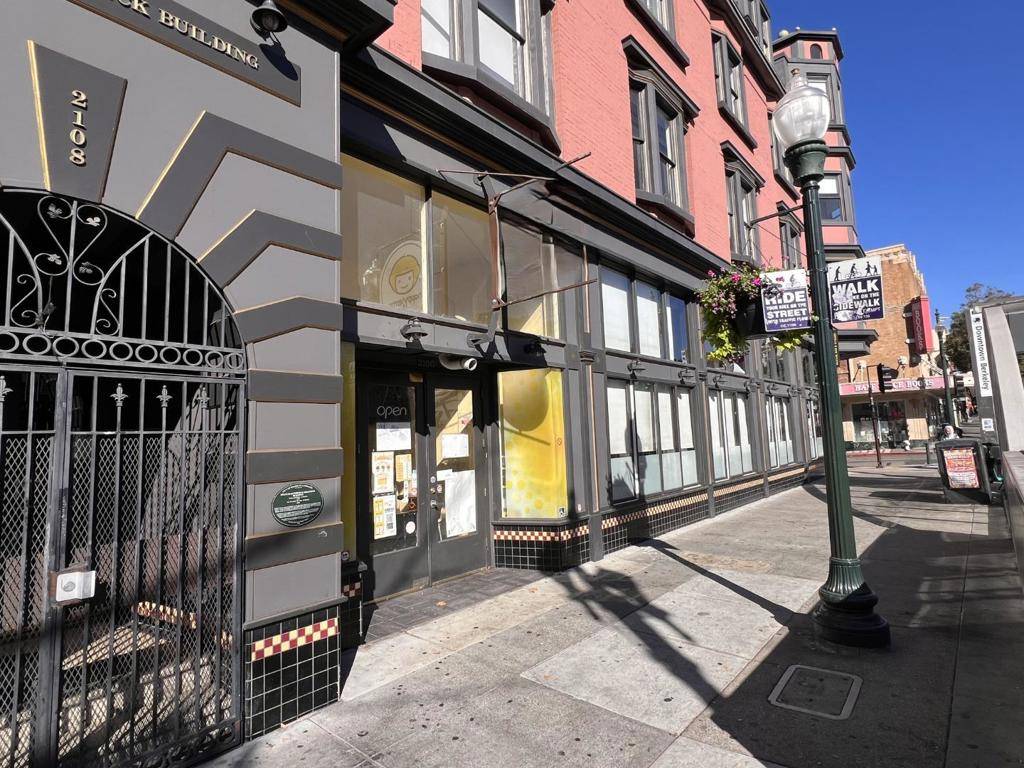 Berkeley, CA 94704,2106 2106 Shattuck AVE