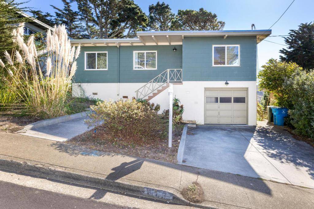 Pacifica, CA 94044,548 Manor DR