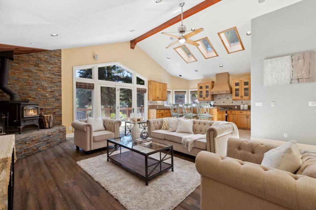 Ben Lomond, CA 95005,674 Mountain View DR