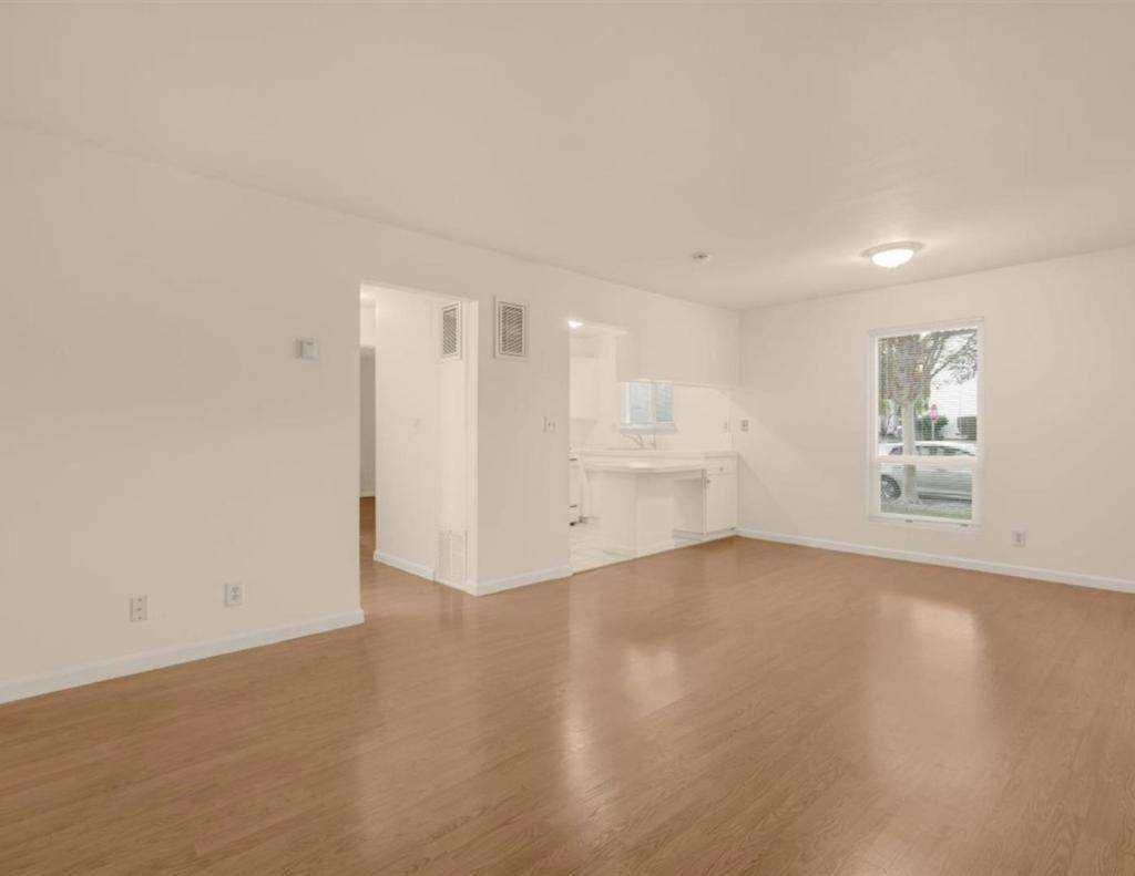 Cupertino, CA 95014,10160 Park CIR