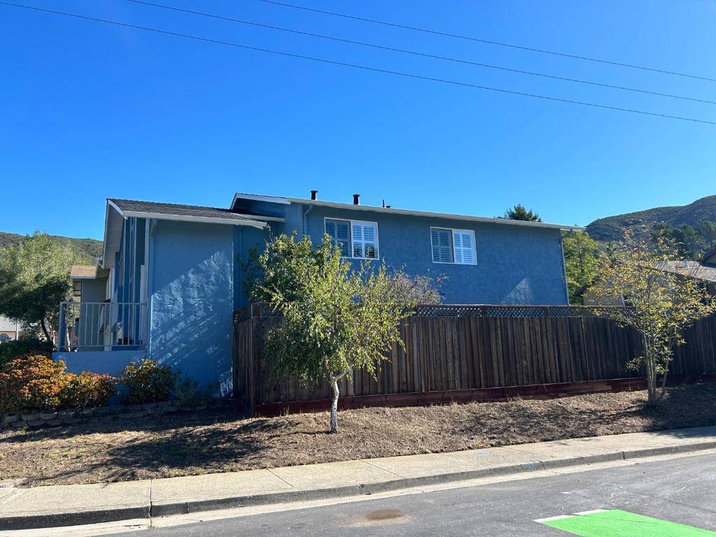 Pacifica, CA 94044,1 Elk CT