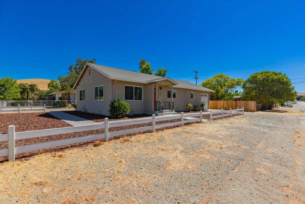 Tres Pinos, CA 95075,6801 F ST