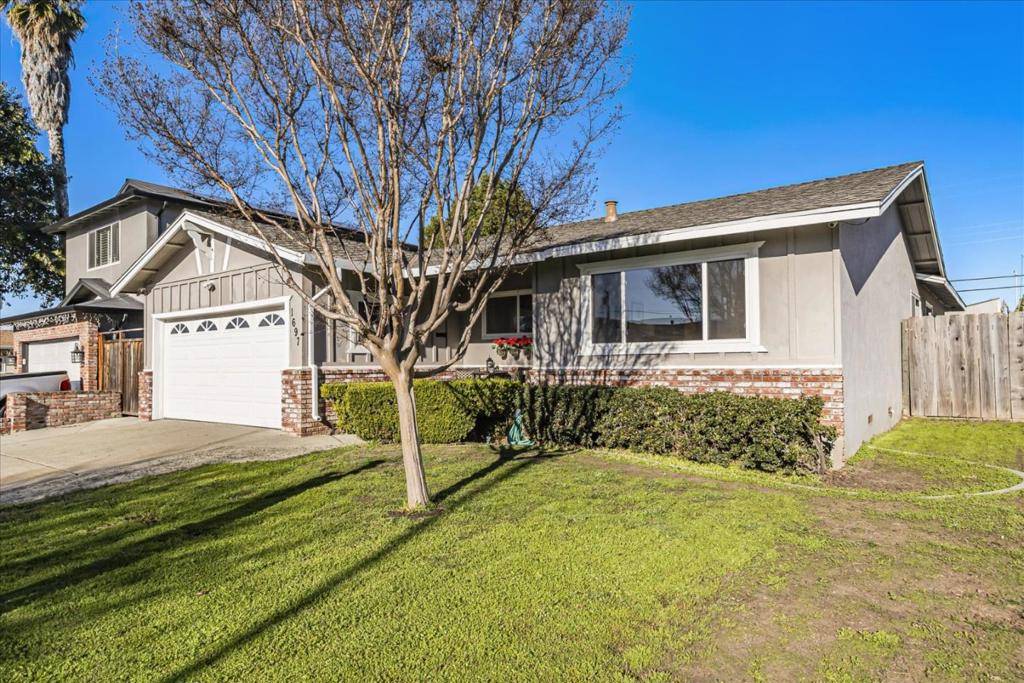 Milpitas, CA 95035,1697 Big Bend DR