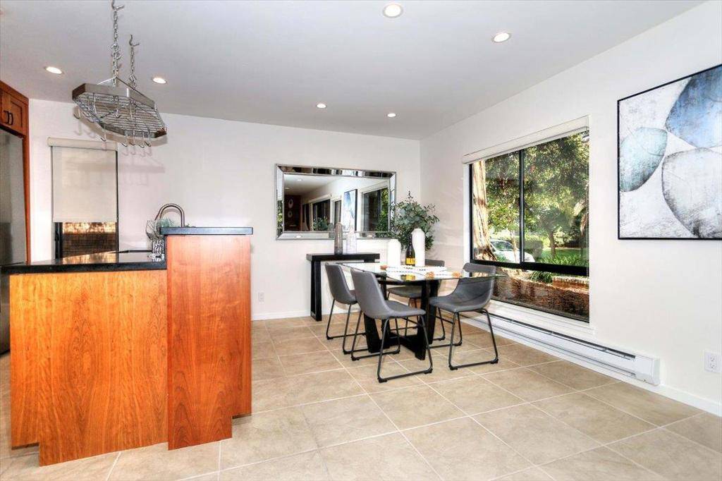 Stanford, CA 94305,73 Pearce Mitchell PL
