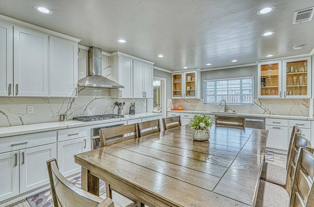 Moss Landing, CA 95039,7550 Sandholdt RD