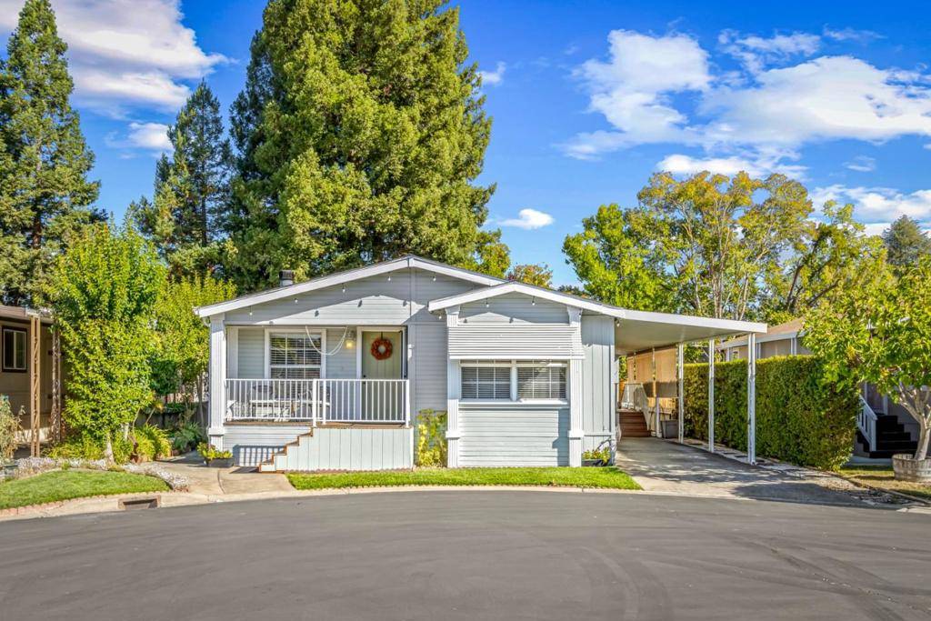 Morgan Hill, CA 95037,25 Chestnut CT