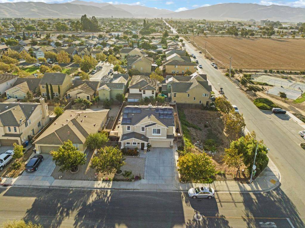 Greenfield, CA 93927,345 Las Manzanitas DR