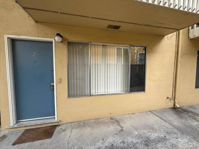 Santa Cruz, CA 95060,320 Center ST #2