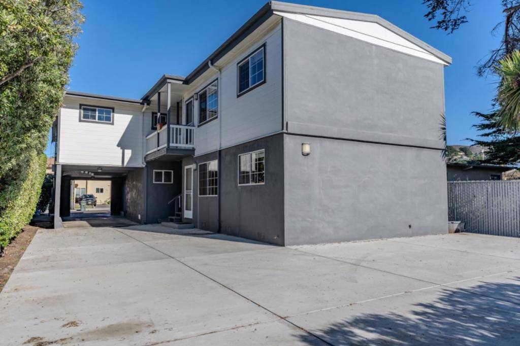 Pacifica, CA 94044,102 Brighton RD #4