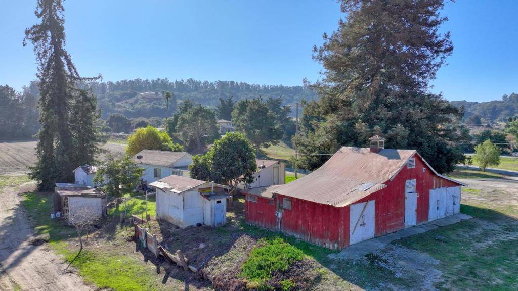 Royal Oaks, CA 95076,1051 San Miguel Cyn RD