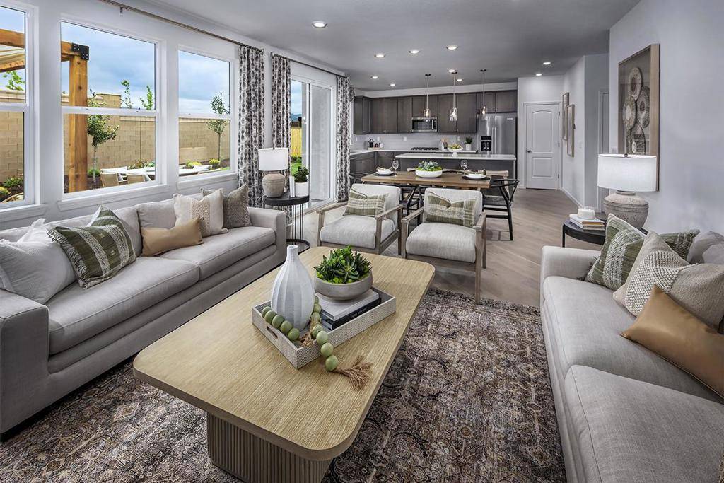 Hollister, CA 95023,1860 Amaryllis DR