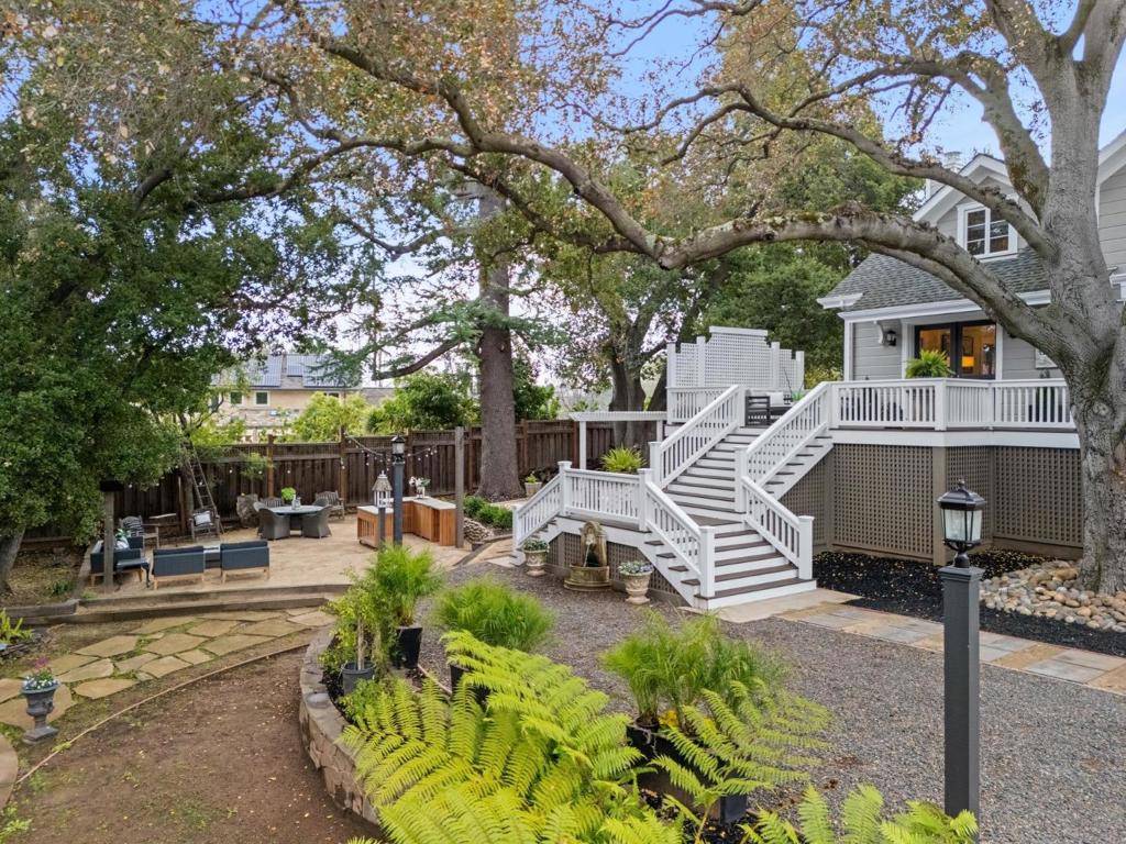 Saratoga, CA 95070,19050 Camino Barco
