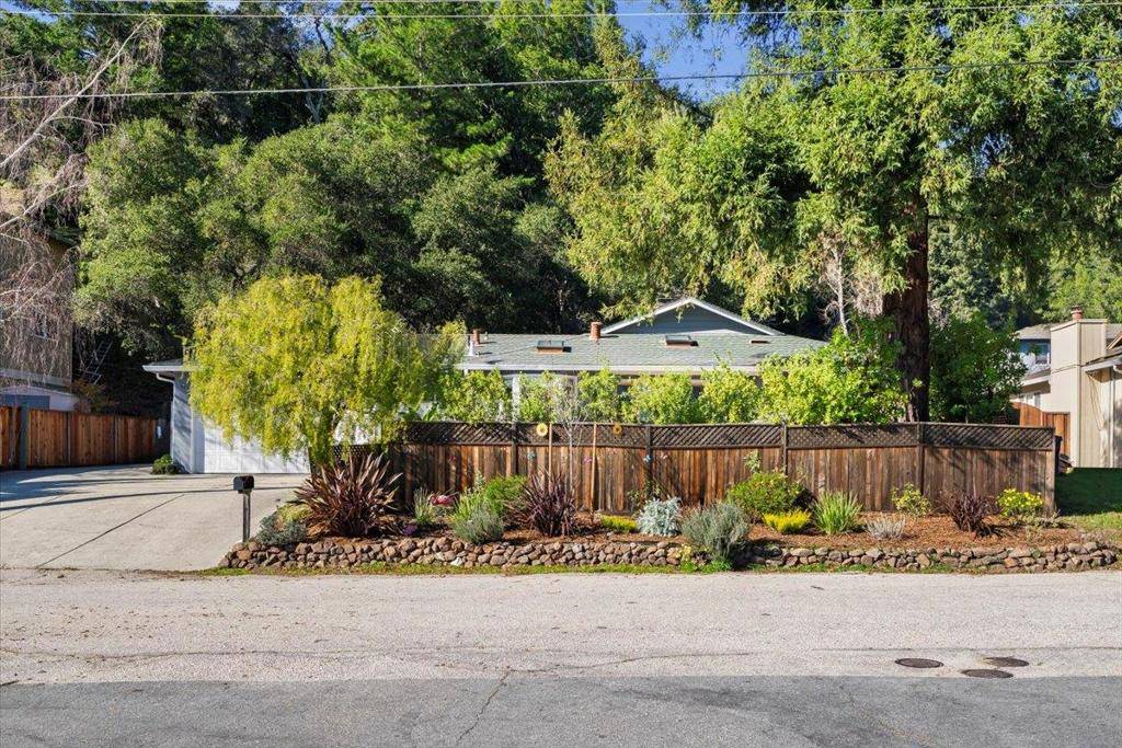 Scotts Valley, CA 95066,219 Grace WAY