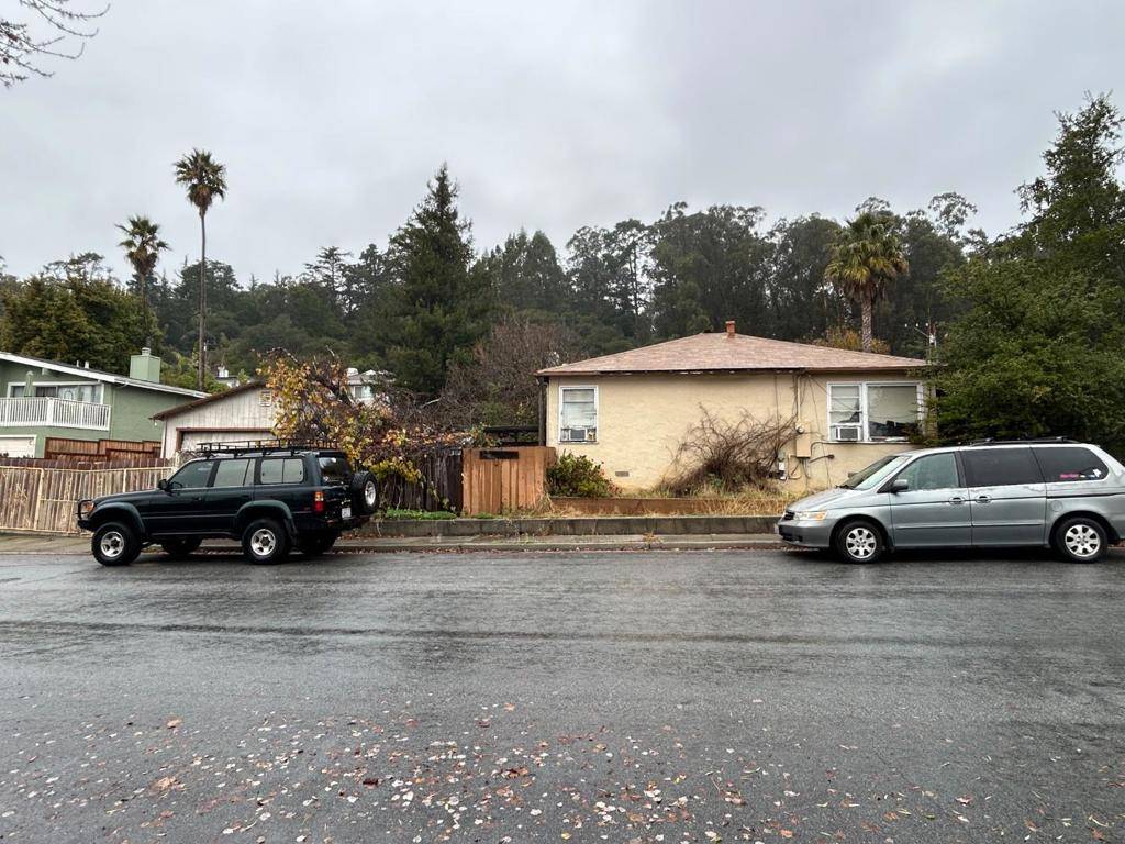 Santa Cruz, CA 95065,239 Elk ST