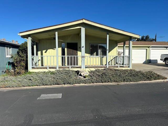 Oakdale, CA 95361,900 Old Stockton RD