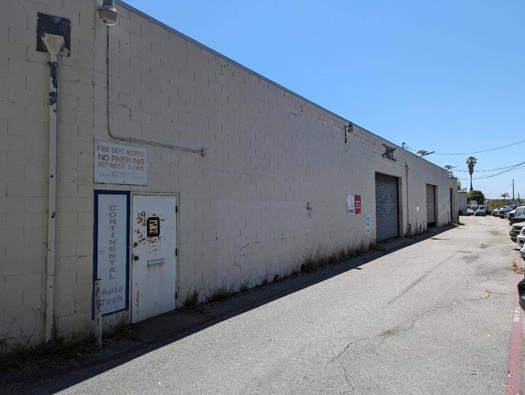 Colma, CA 94080,17251733 Mission RD