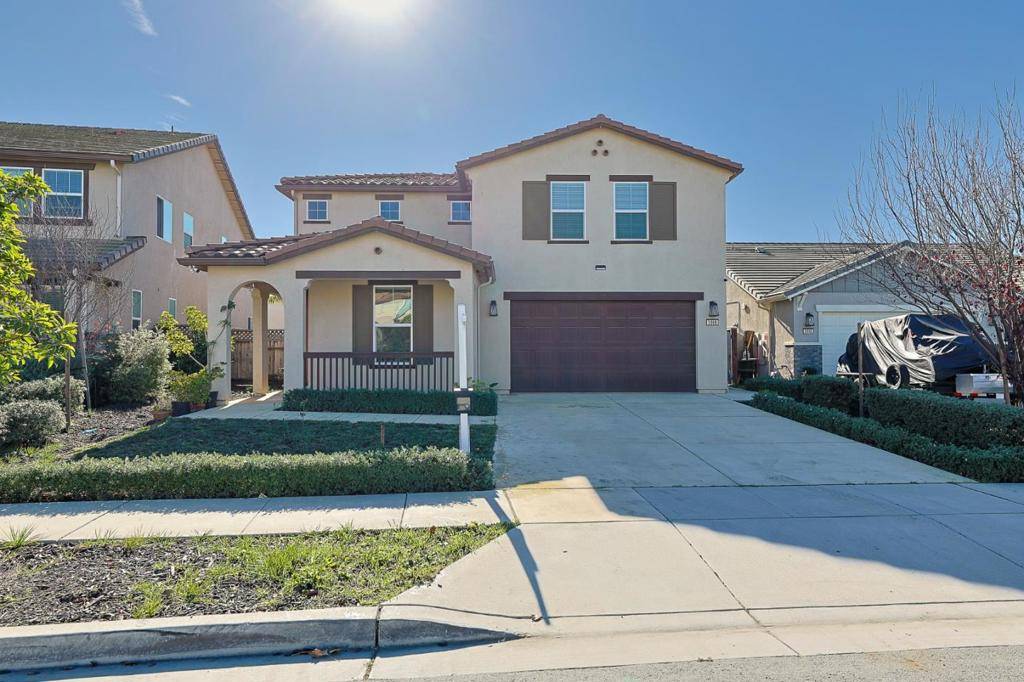 Salinas, CA 93905,1068 Sardinia DR