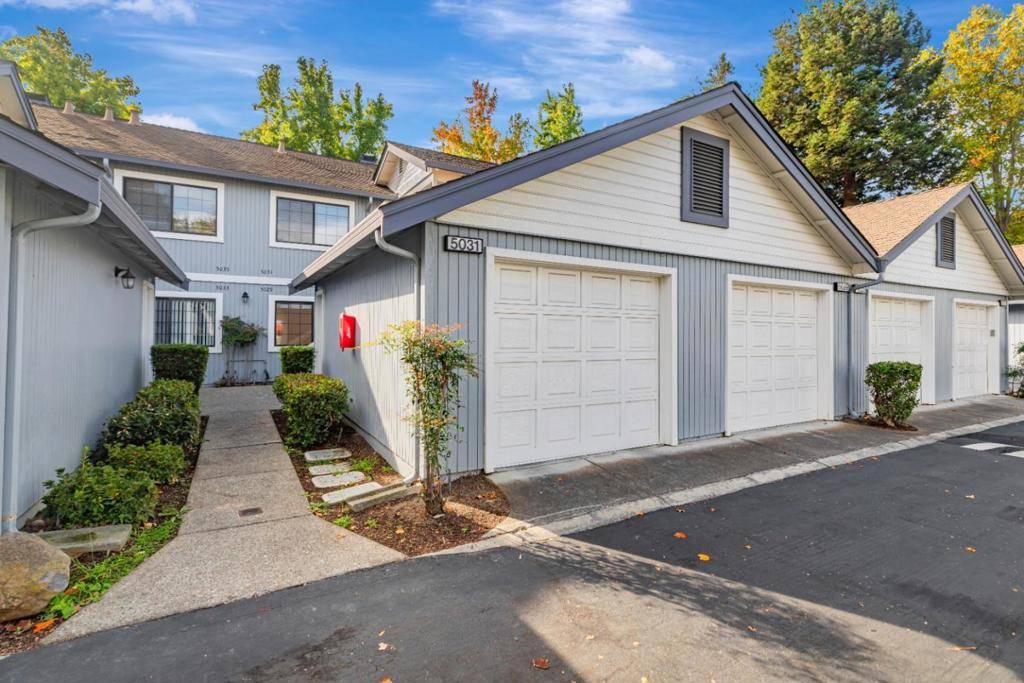 Fremont, CA 94555,5029 Shalimar CIR