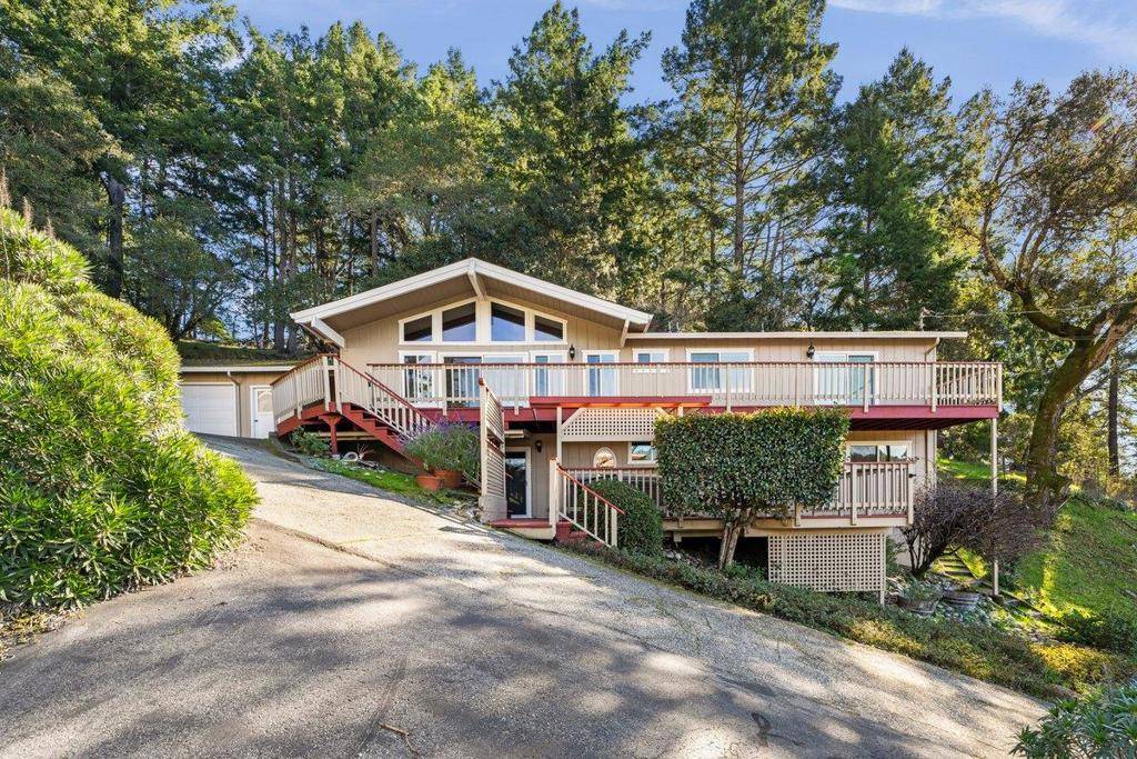 Santa Cruz, CA 95060,175 Rabbits Run RD