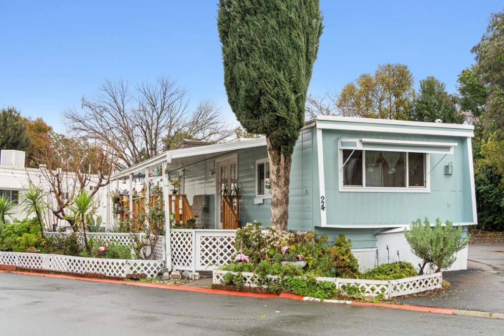 Concord, CA 94518,24 The Trees DR