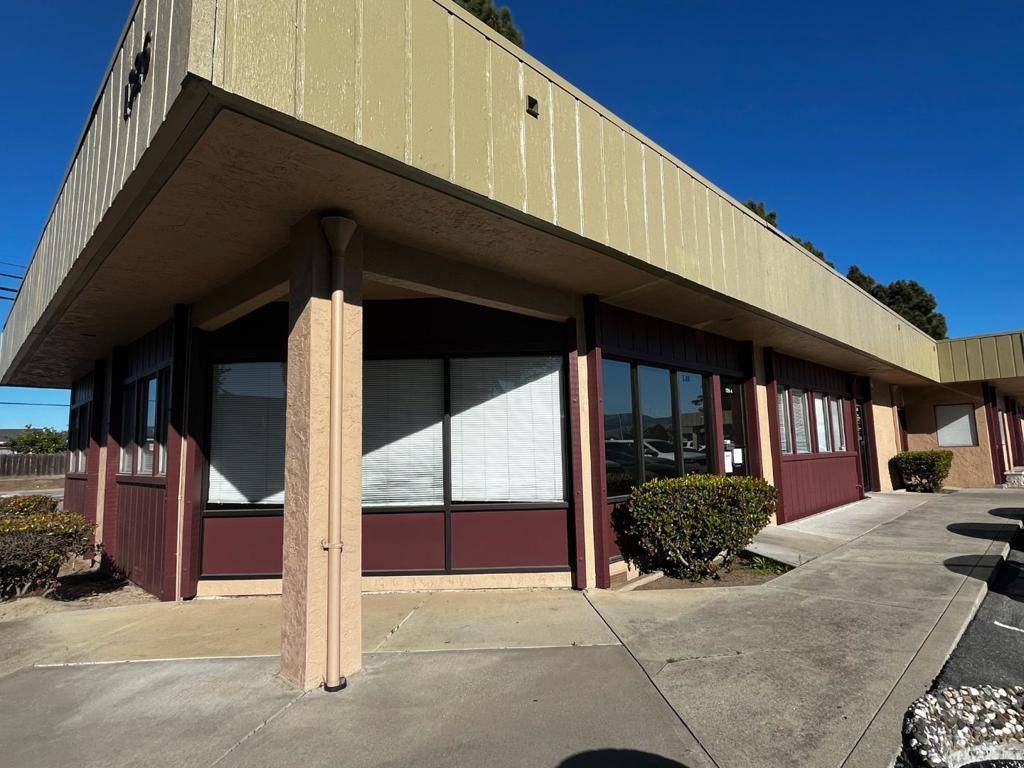Salinas, CA 93906,1326 Natividad RD #A1