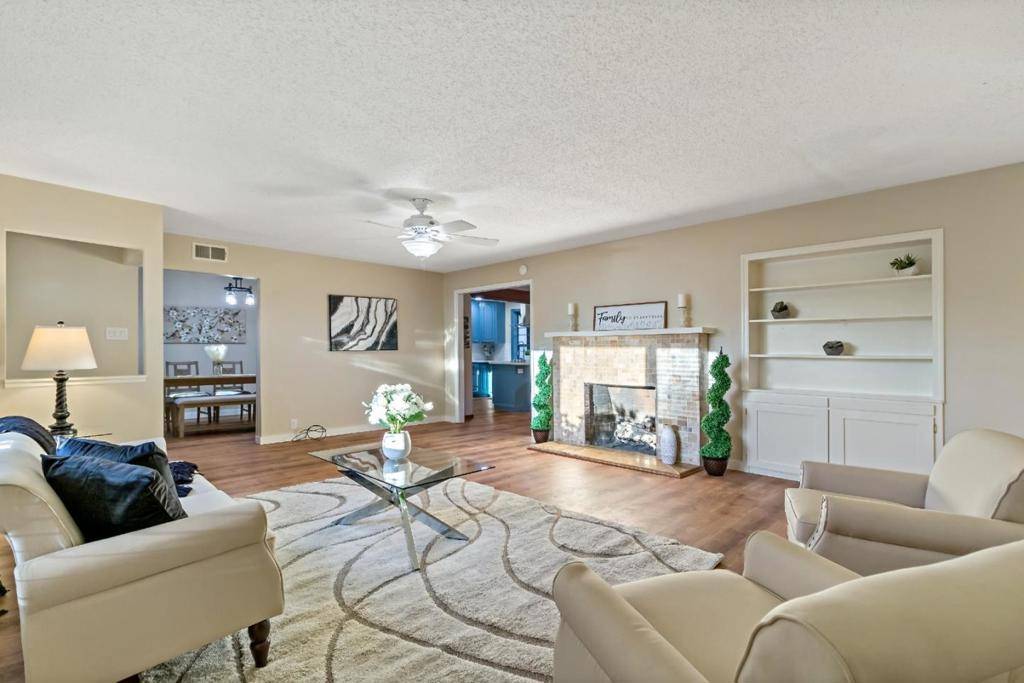 Concord, CA 94520,1184 Victory LN