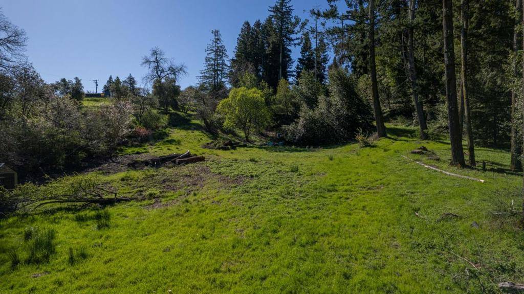 Los Gatos, CA 95033,22065 Old Santa Cruz HWY