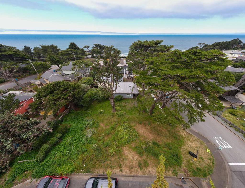 Montara, CA 94037,0 10th ST