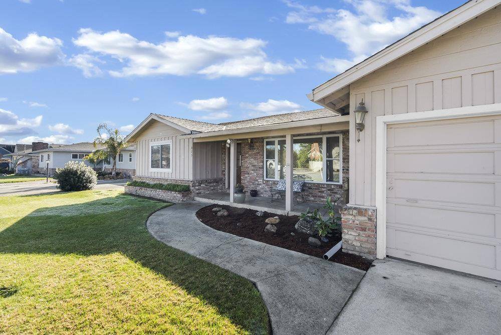 Hollister, CA 95023,825 7th ST