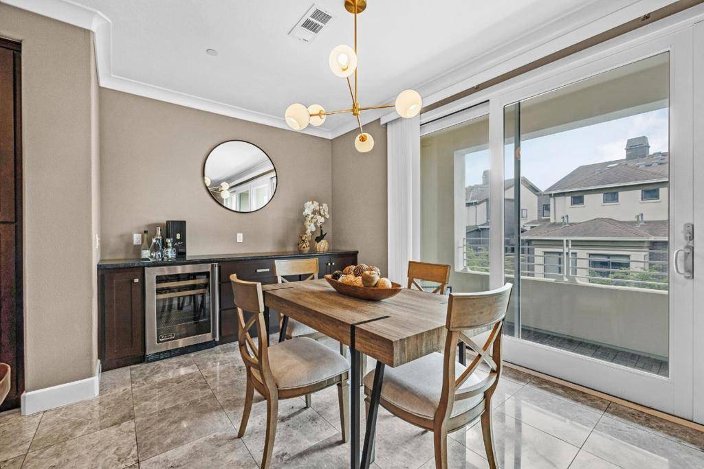 San Francisco, CA 94132,138 Summit WAY
